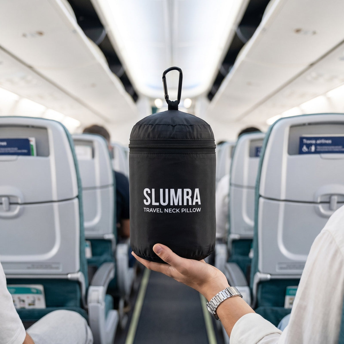 The SLUMRA travel bag in a plane cabin