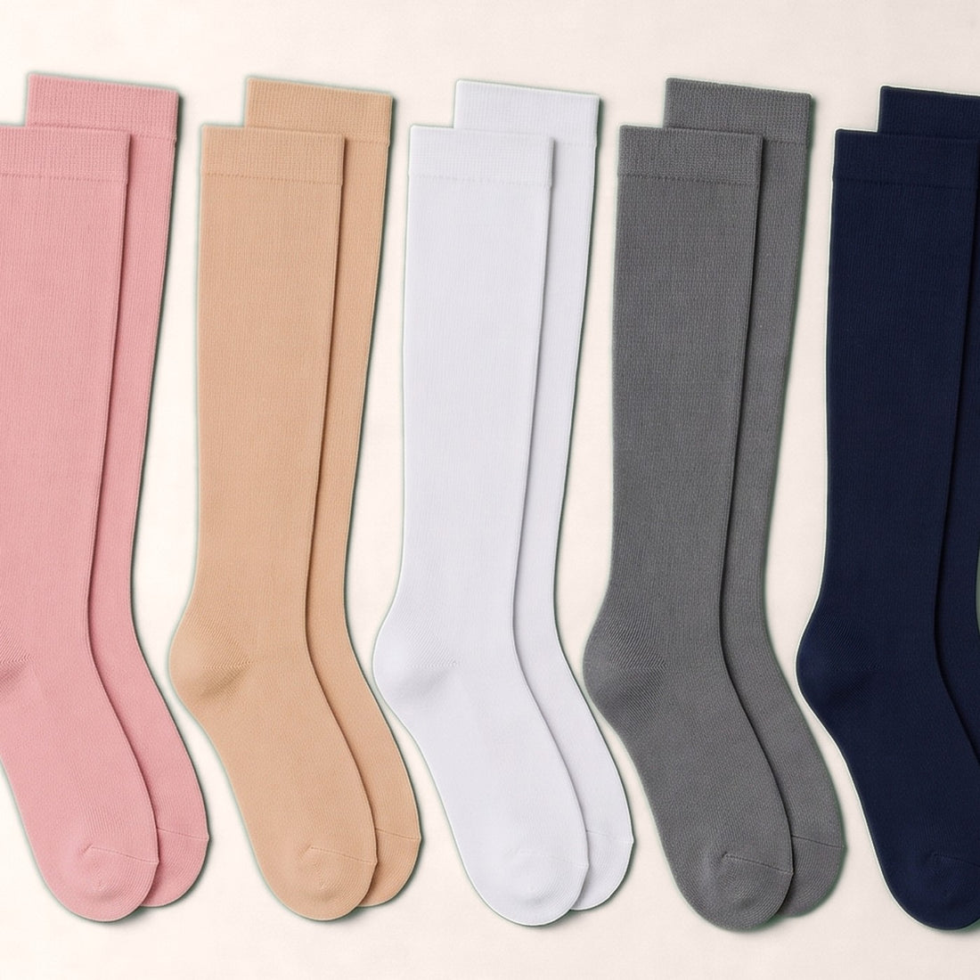 White — TRAMPA bamboo compression socks