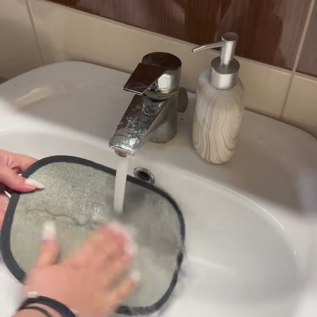 Rinse under the tap, let it dry, use it again