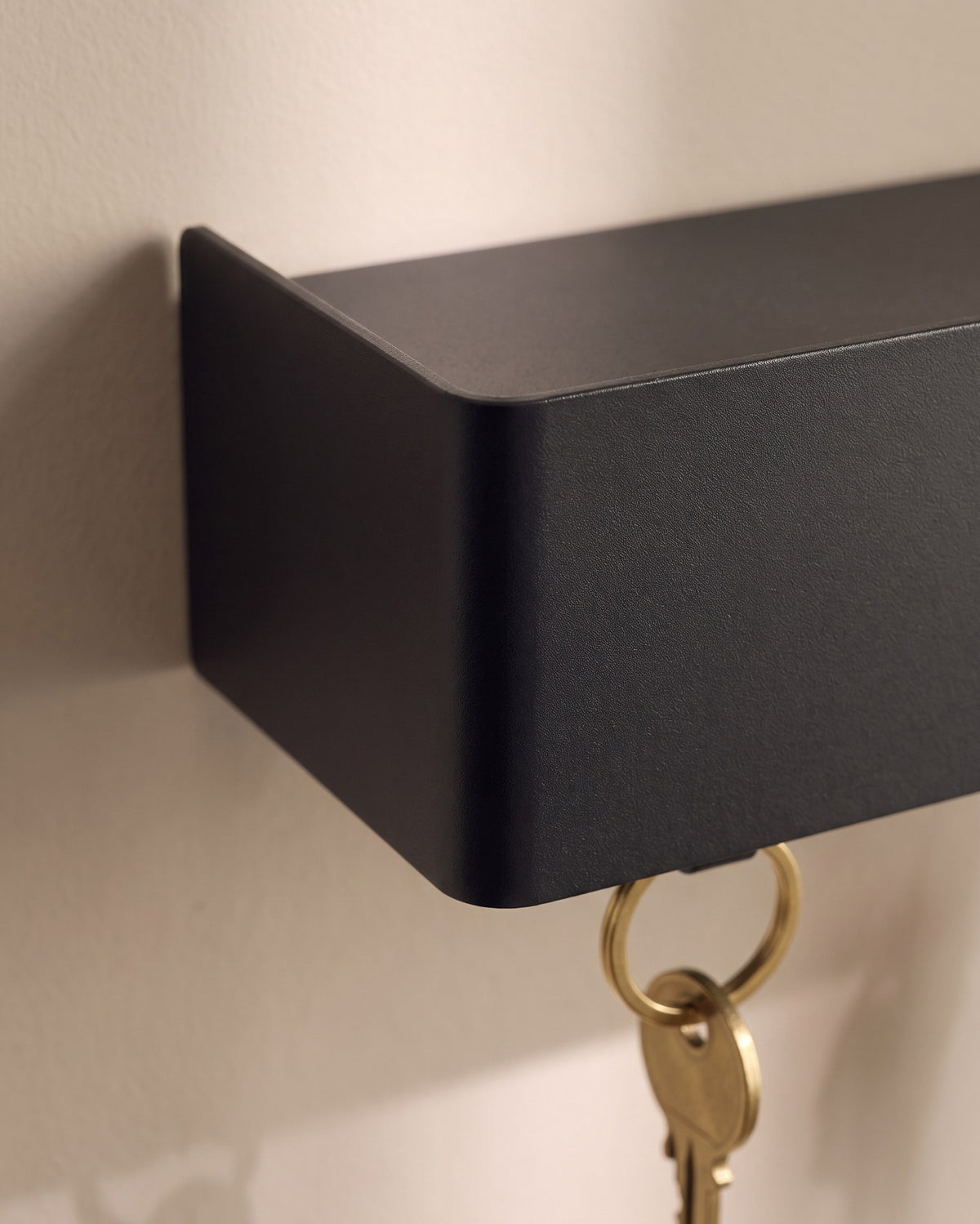 Close-up of the matte powder coat