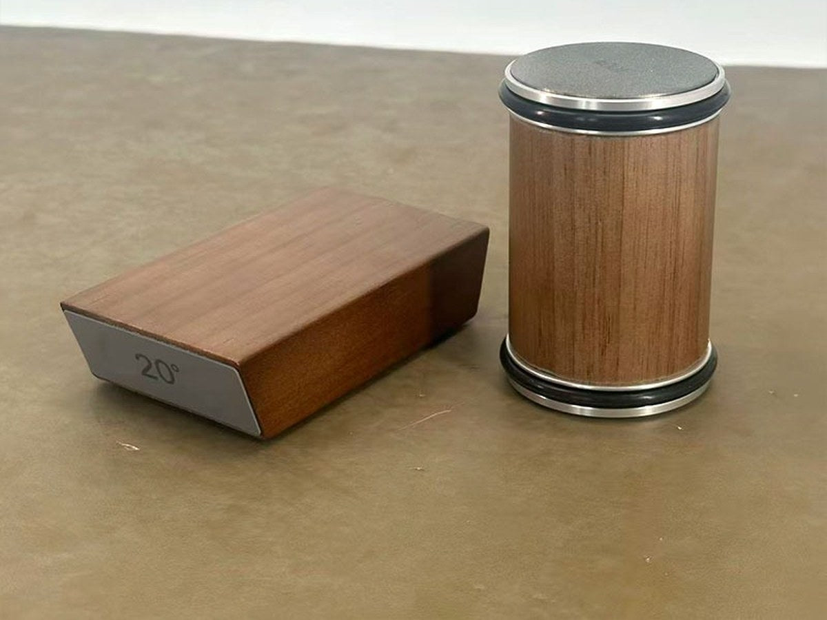 SLIPA PRO on a kitchen worktop