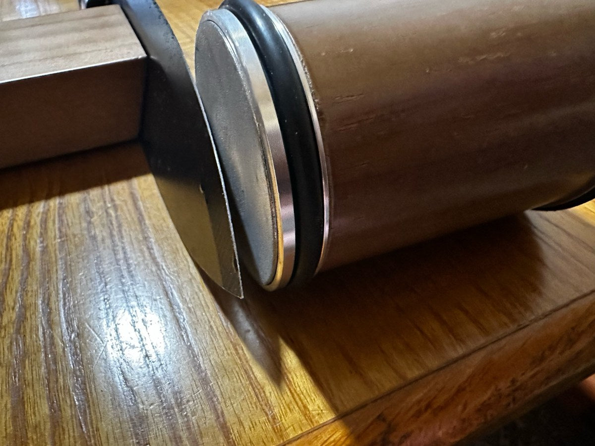 Close-up of the diamond-coated disc on the roller